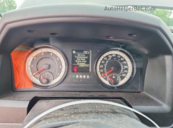 1C6RR7FT0GS292312 2016 RAM 1500 Black Instrument cluster view