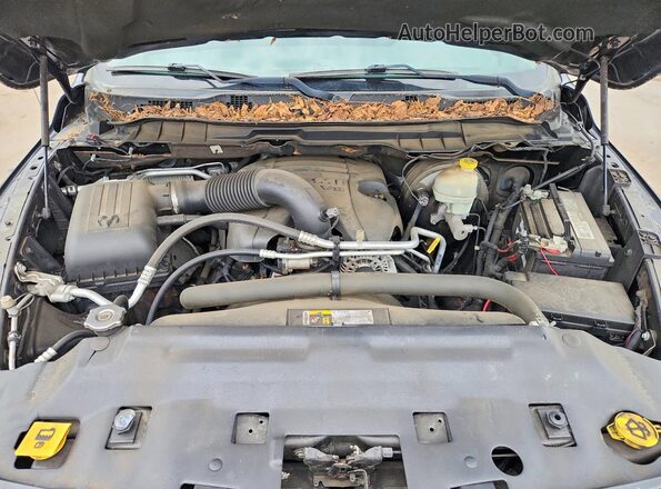 1C6RR7FT0GS292312 2016 RAM 1500 Black Rear interior view