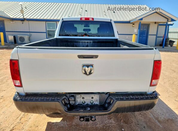 1C6RR7FT1KS699385 2019 RAM 1500 White Rear view