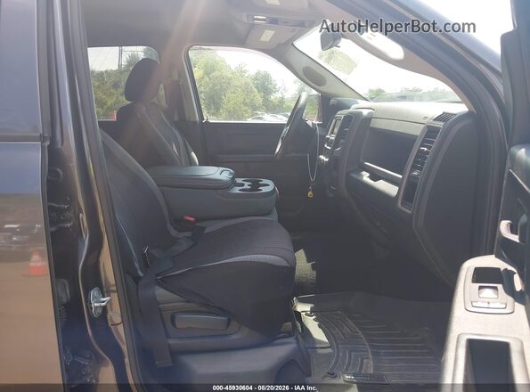 1C6RR7FT2GS373117 2016 RAM 1500 Gray Widok wnętrza z przodu