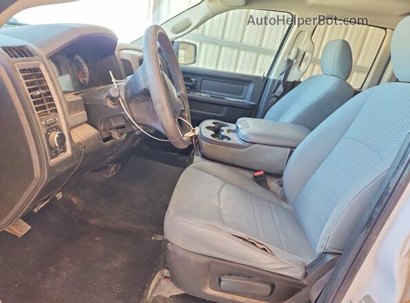 1C6RR7FT2KS715951 2019 RAM 1500 White Front interior view