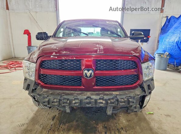 1C6RR7FT3JS192745 2018 RAM 1500 Burgundy Widok z przodu