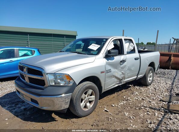 1C6RR7FT4JS327912 2018 RAM 1500 Silver Przód lewy