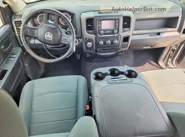 1C6RR7FT5GS181691 2016 RAM 1500 Silver Widok deski rozdzielczej