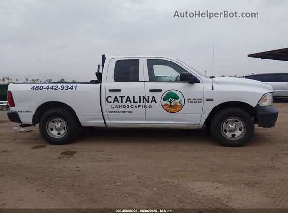 1C6RR7FT5HS597824 2017 RAM 1500 Белый Вид задней части салона