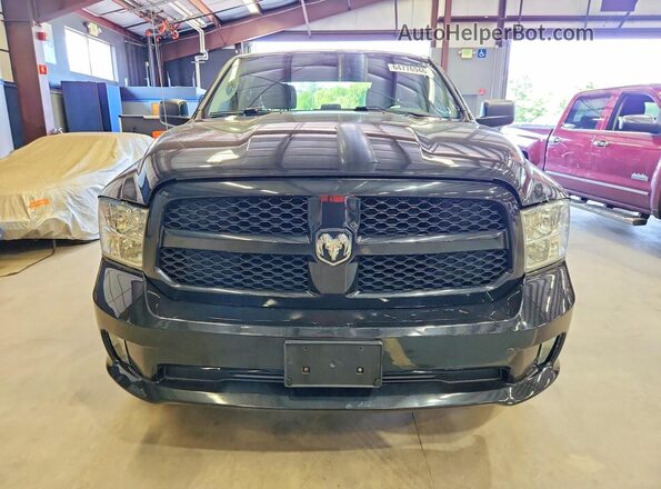 1C6RR7FT5JS134989 2018 RAM 1500 Black Widok z przodu
