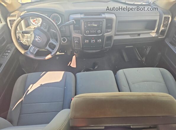 1C6RR7FT6HS808609 2017 RAM 1500 White Вид панелі приладів