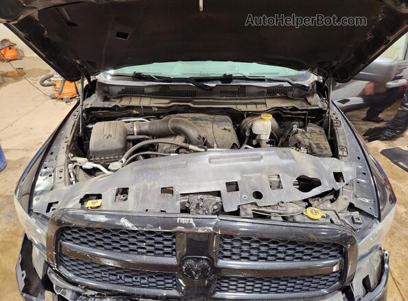1C6RR7FT6JS281435 2018 RAM 1500 Black Вид задньої частини салону