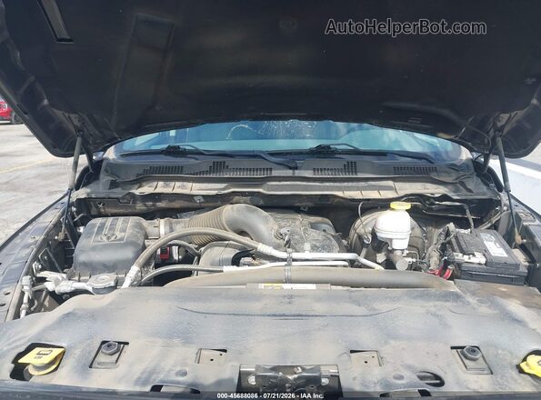 1C6RR7FT6JS306575 2018 RAM 1500 Серый Вид сзади
