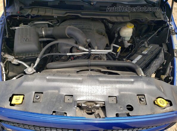 1C6RR7FTXHS838437 2017 RAM 1500 Синий Вид задней части салона