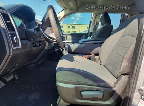 1C6RR7FTXPS537472 2023 RAM 1500 Silver Vista interior delantera