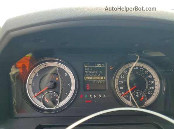 1C6RR7GG2JS307479 2018 RAM 1500 Gray Instrument cluster view