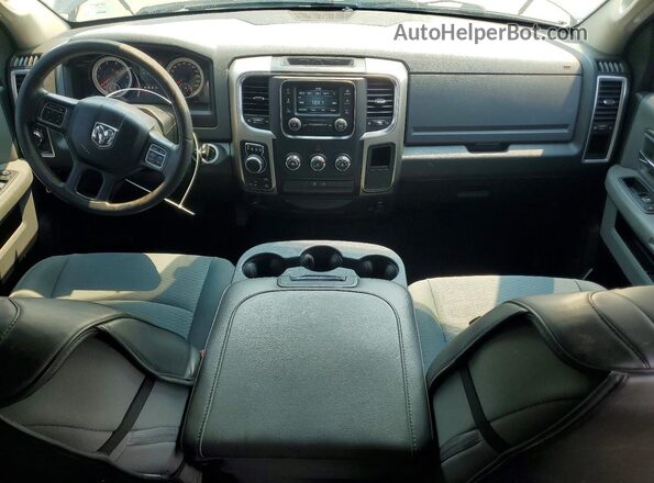 1C6RR7GG2JS307479 2018 RAM 1500 Gray Dashboard view