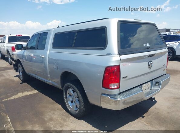 1C6RR7GG3KS592985 2019 RAM 1500 CLASSIC Серебряный Задняя левая четверть