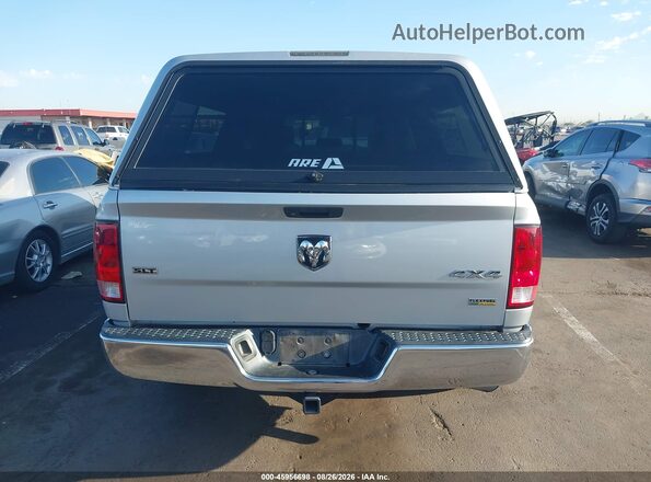 1C6RR7GG3KS592985 2019 RAM 1500 CLASSIC Серебряный 
