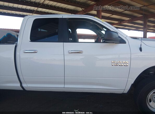 1C6RR7GG5GS228932 2016 RAM 1500 White Widok wnętrza 360 stopni