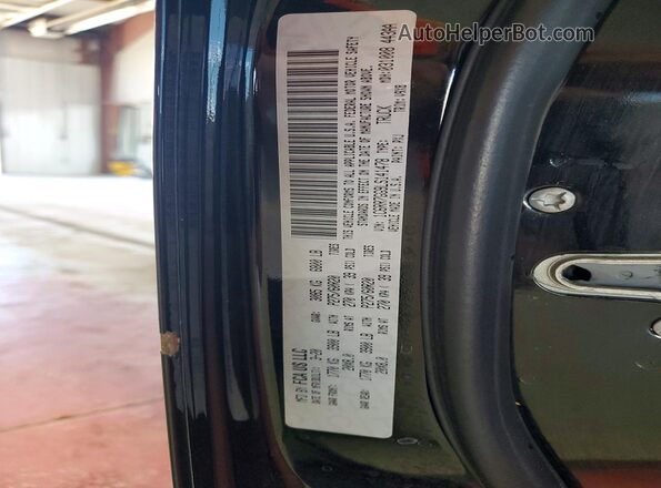 1C6RR7GG9LS141478 2020 RAM 1500 Black Widok komory silnika