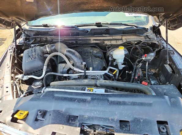 1C6RR7GT0GS207273 2016 RAM 1500 Gray Вид задньої частини салону