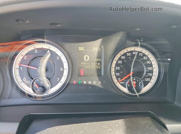 1C6RR7GT1GS257955 2016 RAM 1500 White ხელსაწყოთა პანელის ხედი