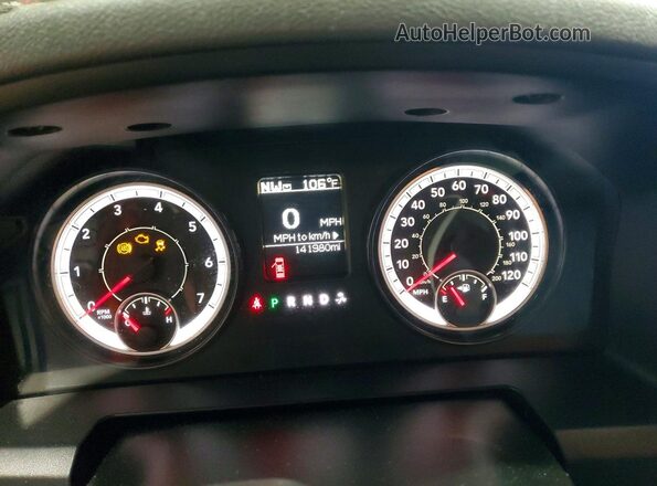 1C6RR7GT2GS378025 2016 RAM 1500 Угольный Вид щитка приборов