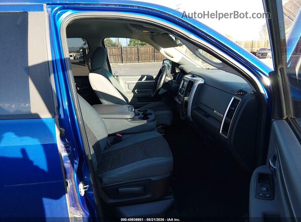 1C6RR7GT3GS228151 2016 RAM 1500 Синий Вид салона спереди