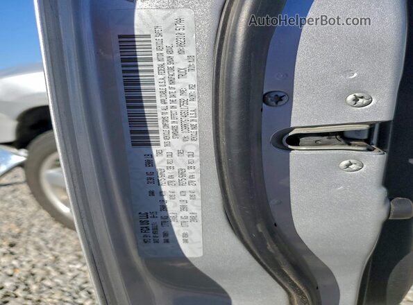 1C6RR7GT4GS117592 2016 RAM 1500 Silver Engine compartment view