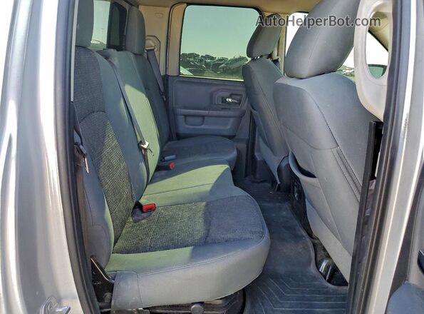 1C6RR7GT4GS117592 2016 RAM 1500 Silver Rear seats view