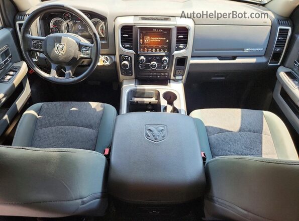 1C6RR7GT4GS134649 2016 RAM 1500 White Vista del salpicadero