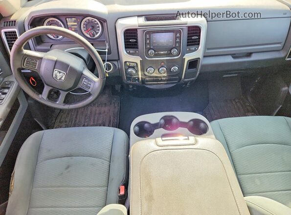 1C6RR7GT5HS501964 2017 RAM 1500 Red Vista del salpicadero