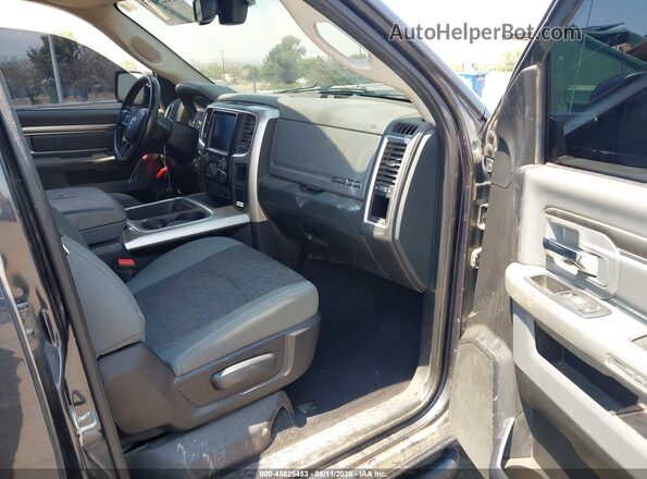1C6RR7GT7GS118266 2016 RAM 1500 Black Вид салону спереду