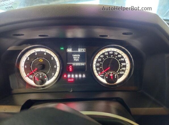 1C6RR7GT8GS377431 2016 RAM 1500 Charcoal Widok zestawu wskaźników