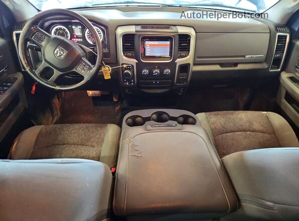 1C6RR7GT8GS377431 2016 RAM 1500 Charcoal Widok deski rozdzielczej