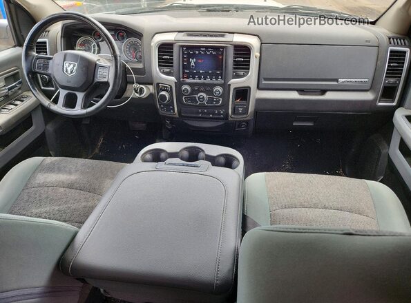 1C6RR7GT9KS520671 2019 RAM 1500 White Widok deski rozdzielczej