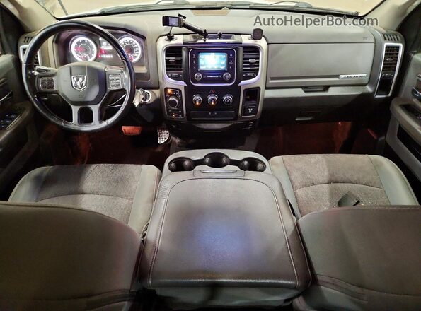 1C6RR7GTXGS245528 2016 DODGE RAM Silver Вид панелі приладів