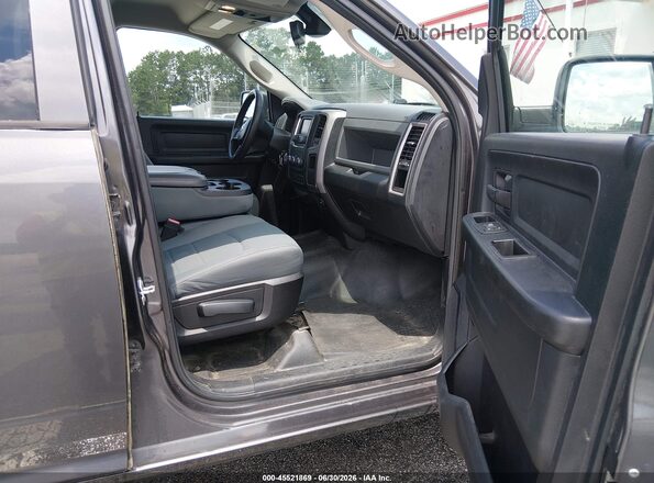 1C6RR7KG0GS307352 2016 RAM 1500 Серый Вид салона спереди