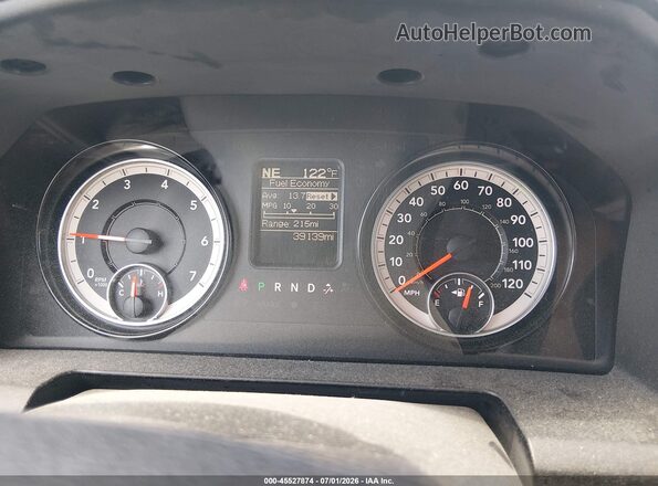 1C6RR7KG0GS339895 2016 RAM 1500 Бордовый Вид задних сидений