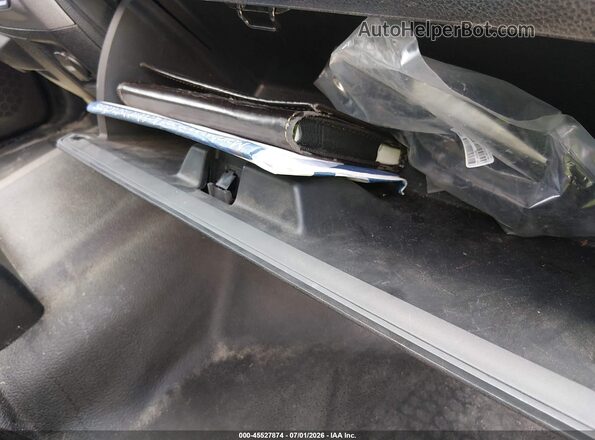 1C6RR7KG0GS339895 2016 RAM 1500 Бордовый Вид щитка приборов