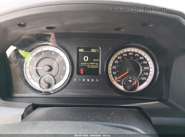 1C6RR7KG0JS106168 2018 RAM 1500 Black Հետևի նստատեղերի տեսք