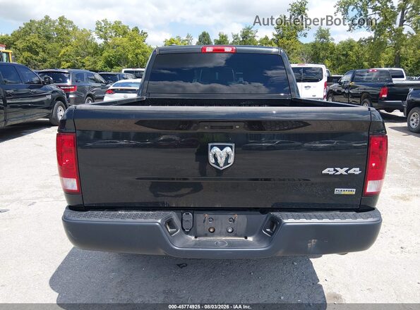 1C6RR7KG0JS106168 2018 RAM 1500 Black 