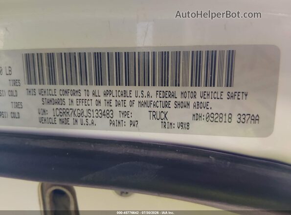 1C6RR7KG0JS133483 2018 RAM 1500 White Շարժիչի բաժամունքի տեսք