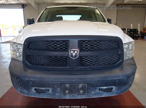 1C6RR7KG0JS133483 2018 RAM 1500 White Սարքավորումների վահանակի տեսք