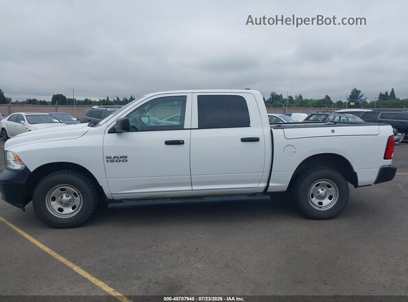1C6RR7KG0JS297266 2018 RAM 1500 White 360 interior view