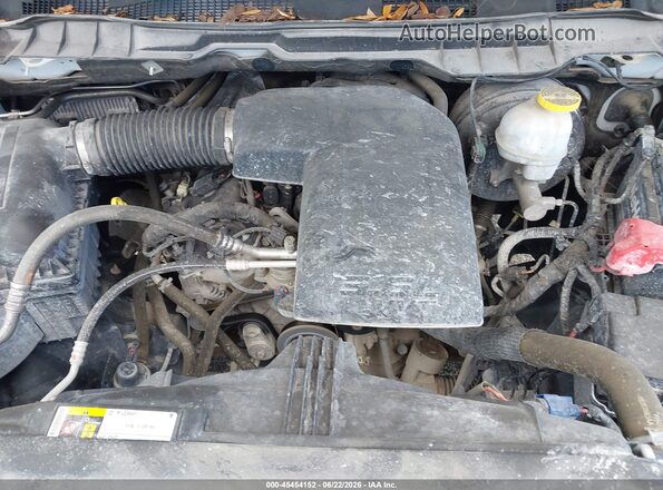 1C6RR7KG0JS300506 2018 RAM 1500 White Հետևի տեսք