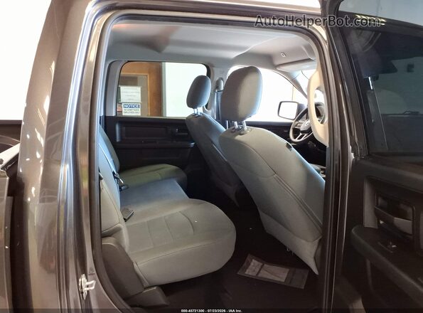 1C6RR7KG1KS521856 2019 RAM 1500 CLASSIC Gray Widok naklejki z numerem VIN