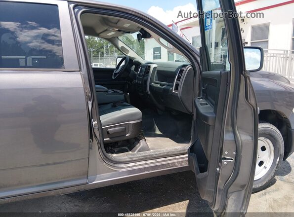 1C6RR7KG2GS284995 2016 RAM 1500 Серый Вид салона спереди
