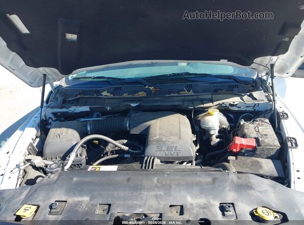 1C6RR7KG2HS809331 2017 RAM 1500 White Հետևի տեսք