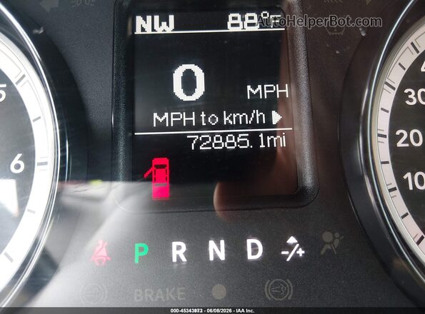 1C6RR7KG2JS315864 2018 RAM 1500 White 