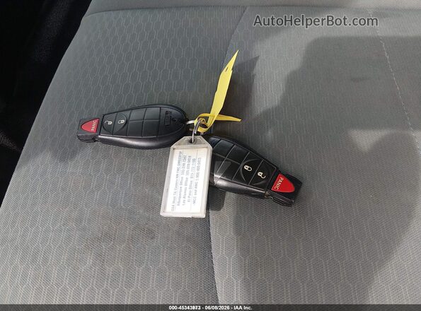 1C6RR7KG2JS315864 2018 RAM 1500 White Dashboard view
