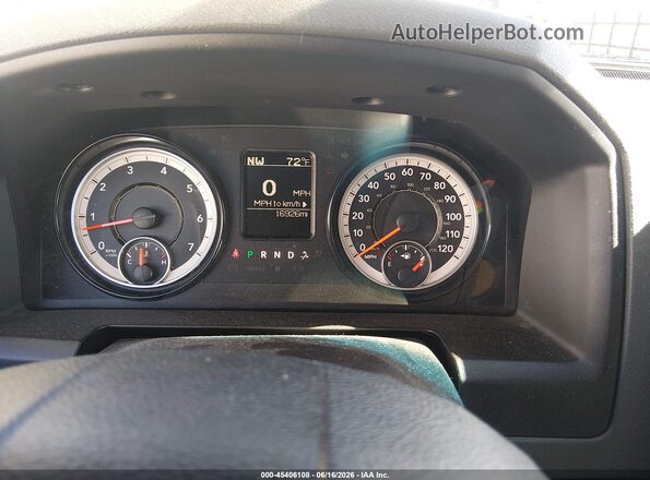 1C6RR7KG3JS319020 2018 RAM 1500 Gray უკანა სავარძლების ხედი