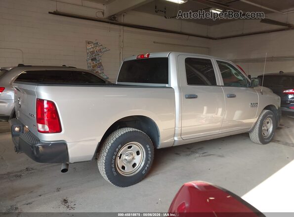 1C6RR7KG4HS770113 2017 RAM 1500 Silver უკანა სალონის ხედი